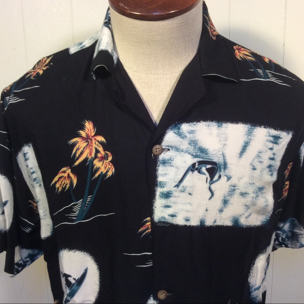 Thumbs UP Surfing and palm trees Mens Hawaiian Shirt size small - Picture 2 of 7